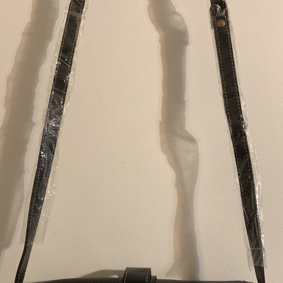 NWOT- Rachelle of Italy Crossbody- Black - Picture 5 of 15